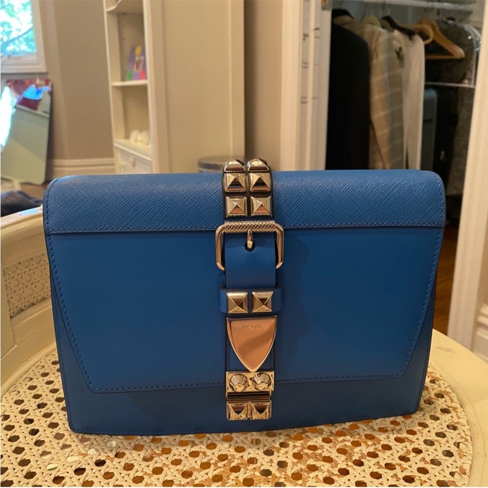 Authentic Prada bag - Picture 2 of 8